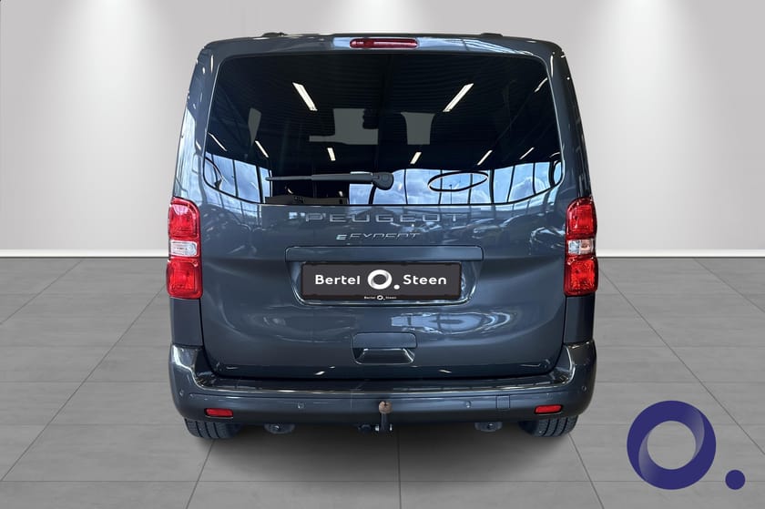 Bilde 4 av Peugeot e-Expert Mester L2 75 KWH, Godt utstyrt!