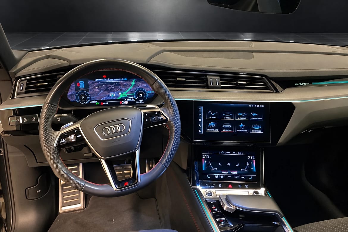 Audi Audi Q8 50 e-tron quattro — bild 13