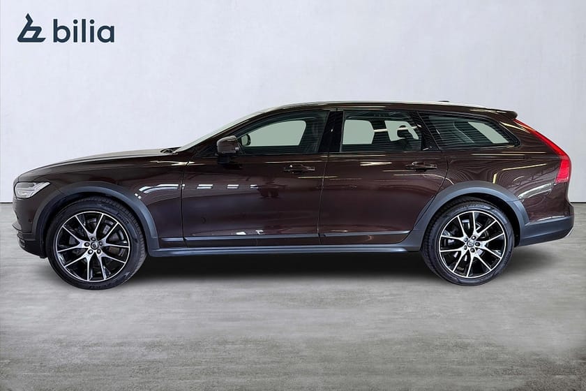 Bild 4 av Volvo V90 Cross Country D5 AWD Inscription / Pano / HuD / Drag / B&W