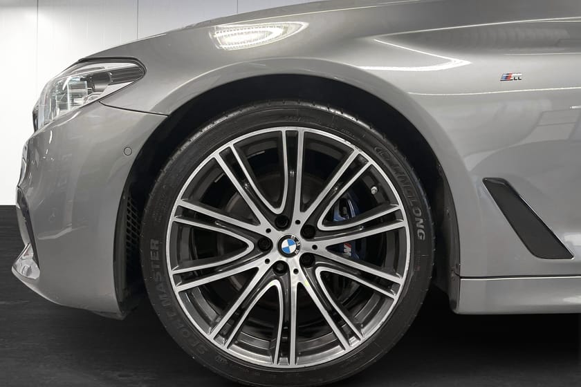 Bild 5 av BMW 530d xDrive Touring | M-Sport | Drag
