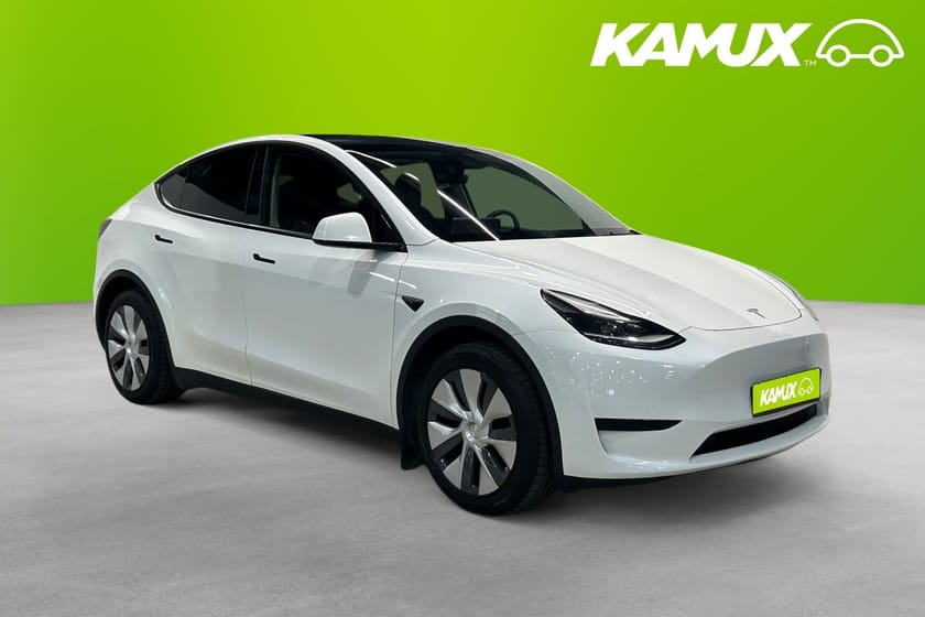 Bild 1 av Tesla Model Y Standard Range RWD Moms 299 HK