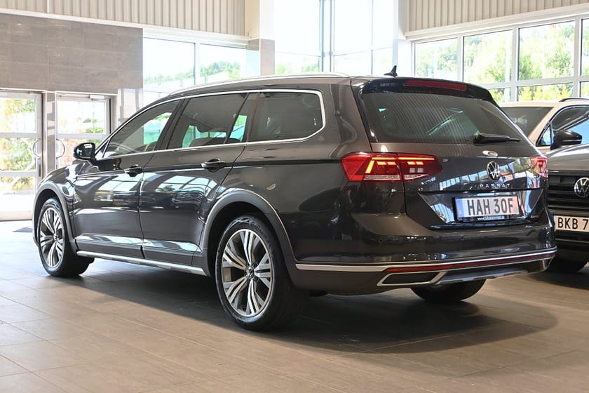 Bild 3 av Volkswagen Passat Alltrack 2.0 TDI DPF SCR 4M Cockpit Navi Drag Värmare