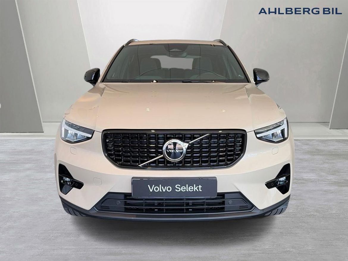 Volvo XC40 2025 - miniatyr 6