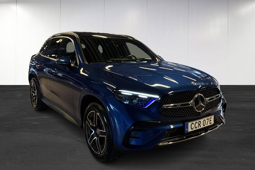 Bild 2 av Mercedes-Benz GLC 300 e 4MATIC 4M | AMG | Burmester | Pano | 360 | Drag | HUD | Minnespaket |