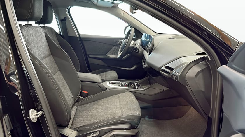 Bild 3 av BMW 120 Farthållare Dödavinkelvarnare Lane Assist Apple Carplay