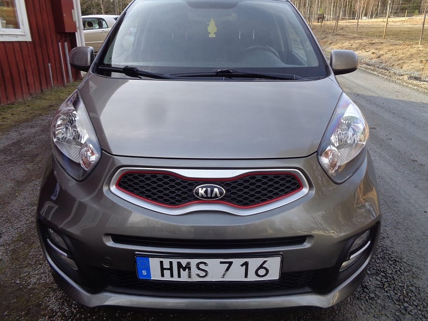 Bild 5 av Kia Picanto Special Edition NYRENOV. AC/ÅRSSK 360:-/FINANS/INBYTE