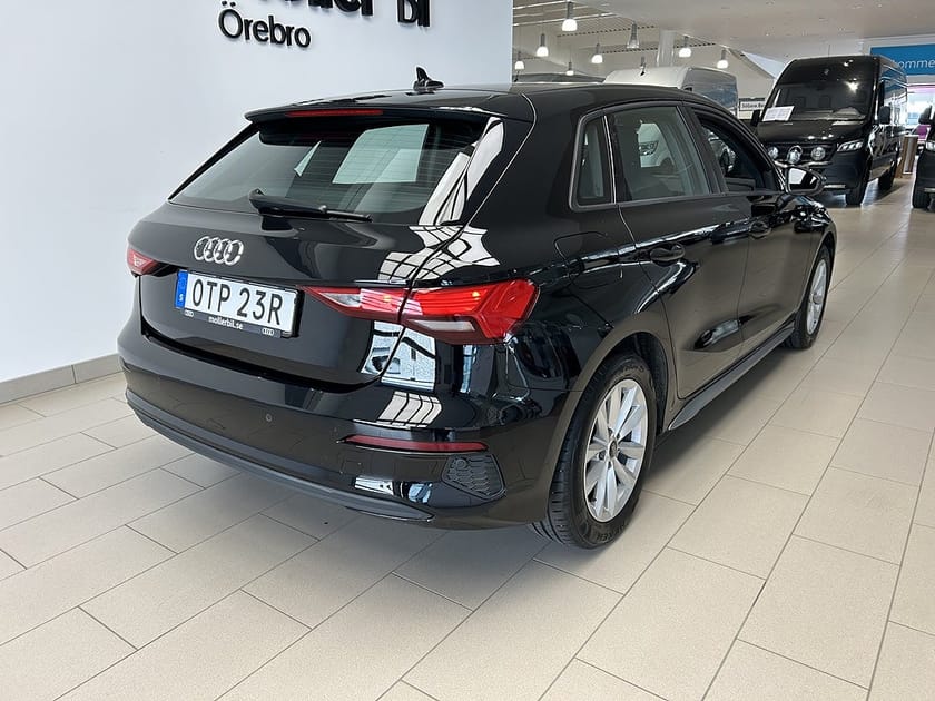Bild 5 av Audi A3 Sportback 35 TFSI 150hk PROLINE