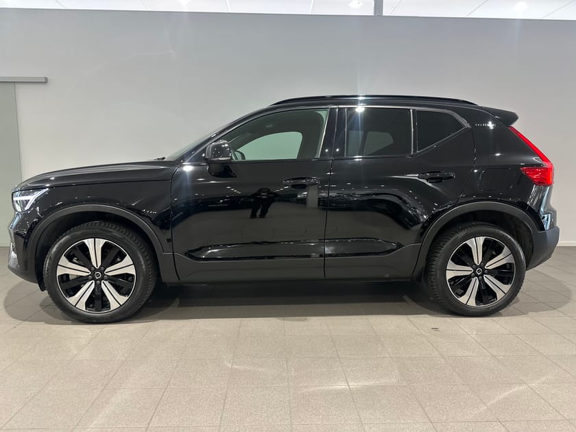 Bild 5 av Volvo XC40 Recharge Plus/ Navigation/ Backkamera/ Sensorer Fram och Bak /10.000kr tillbehör /