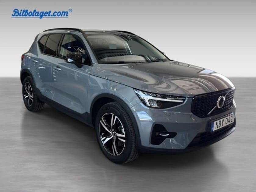 Bild 3 av Volvo XC40 B4 AWD Bensin Plus Dark