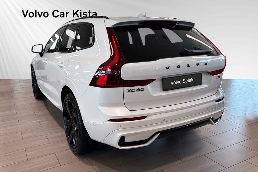 Bild 4 av Volvo XC60 T6 Plus Black Nordic Edition Drag Pano H/K 360Kam