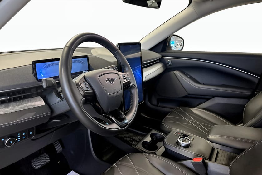 Bild 5 av Ford Mustang Mach-E Standard Range RWD Std 269 70 kWh