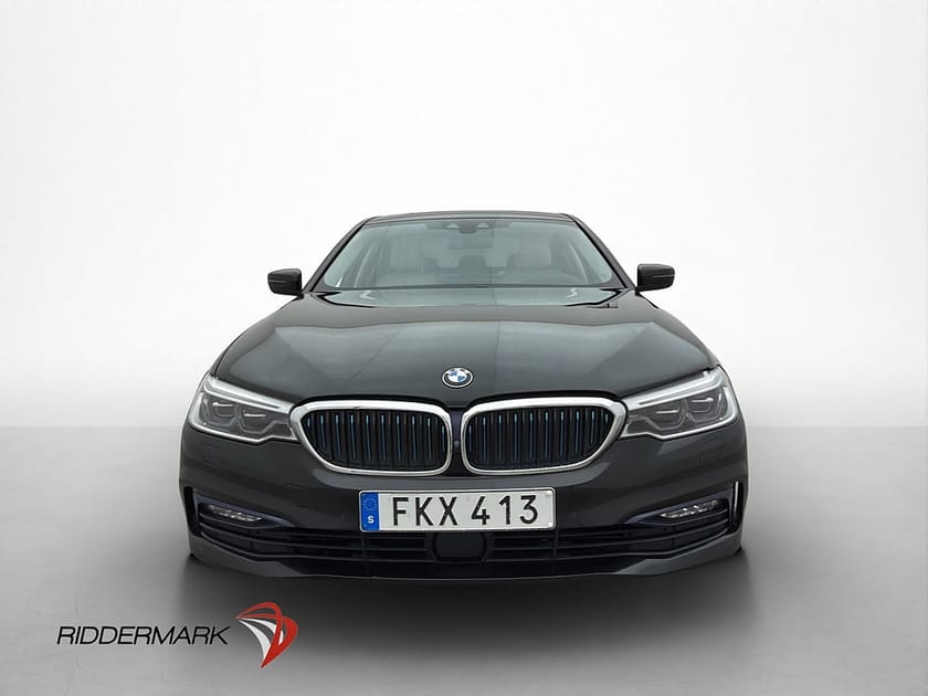 Bild 2 av BMW 530e iPerformance Sedan 530 Sportline Cockpit H/K Kamera HuD