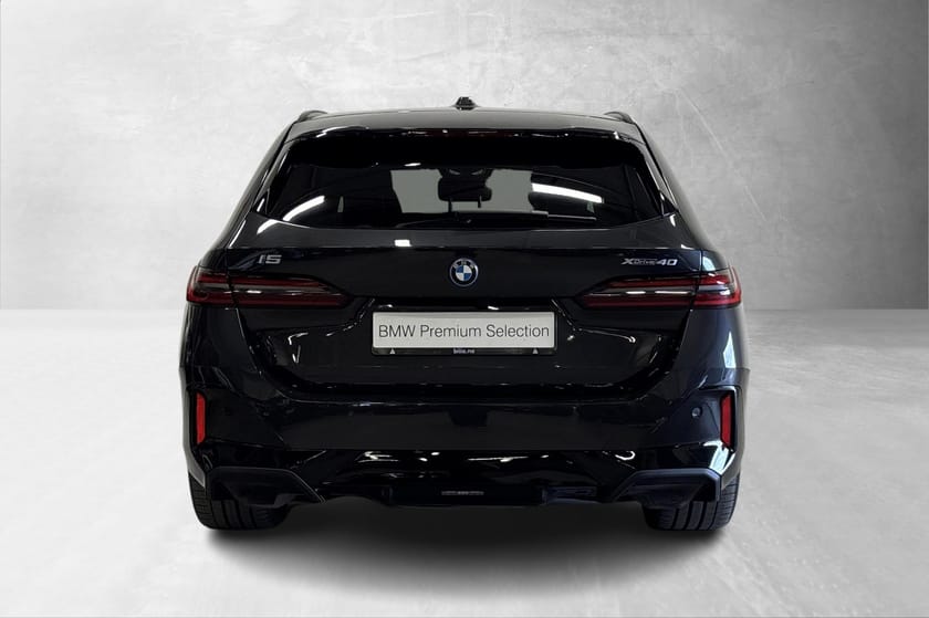 Bilde 3 av BMW i5 xDrive40 Touring Touring, M-Sport PRO, B&W, Pano, H-feste, 21"