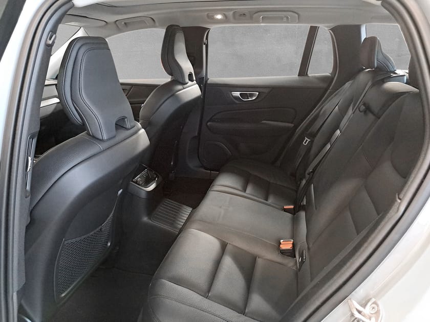 Bild 1 av Volvo V60 Recharge T6 II Plus Dark
