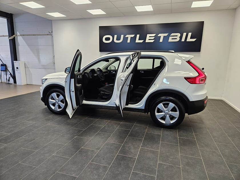 Bild 3 av Volvo XC40 D3 150hk AWD 4x4 Geartronic PDC VOC