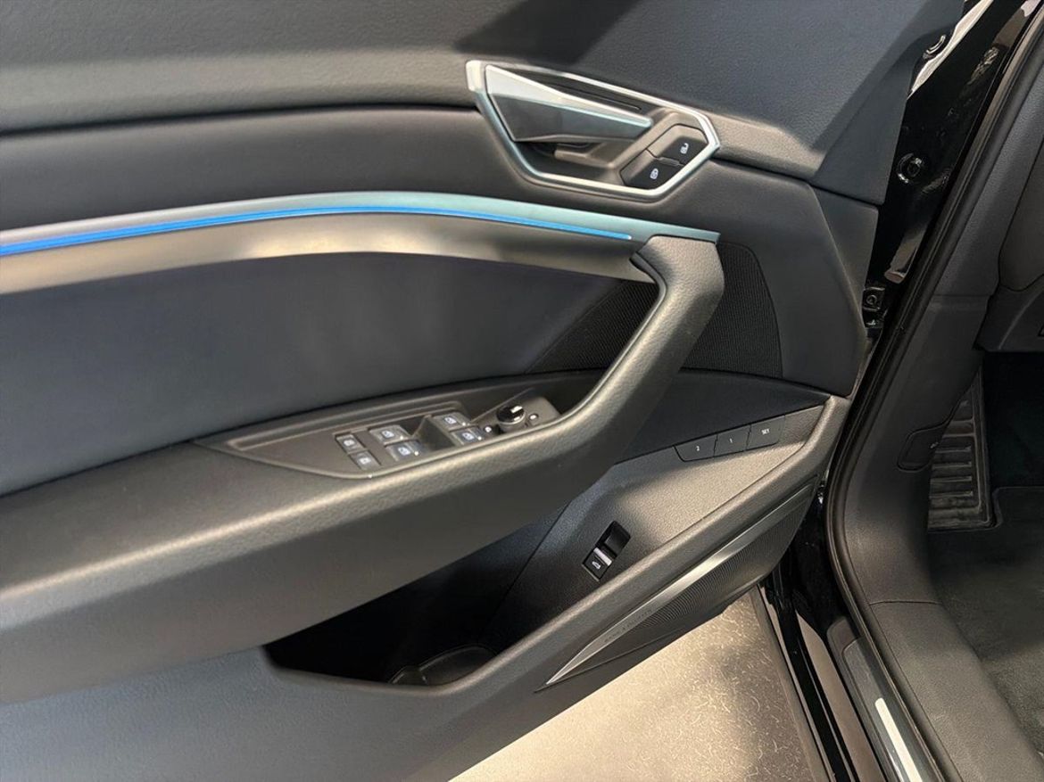 Audi Audi e-tron 55 quattro — bild 17