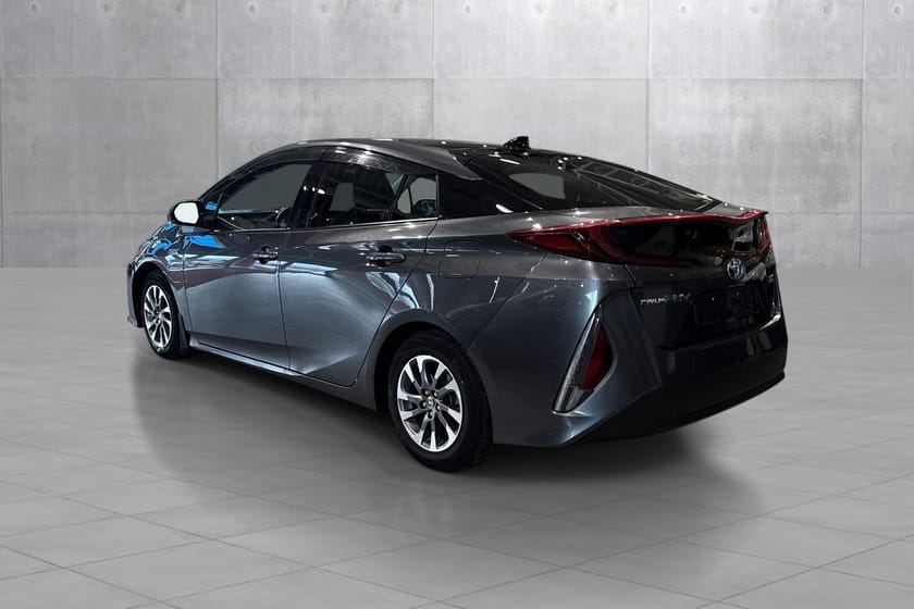Bilde 3 av Toyota Prius Plug-in Hybrid 