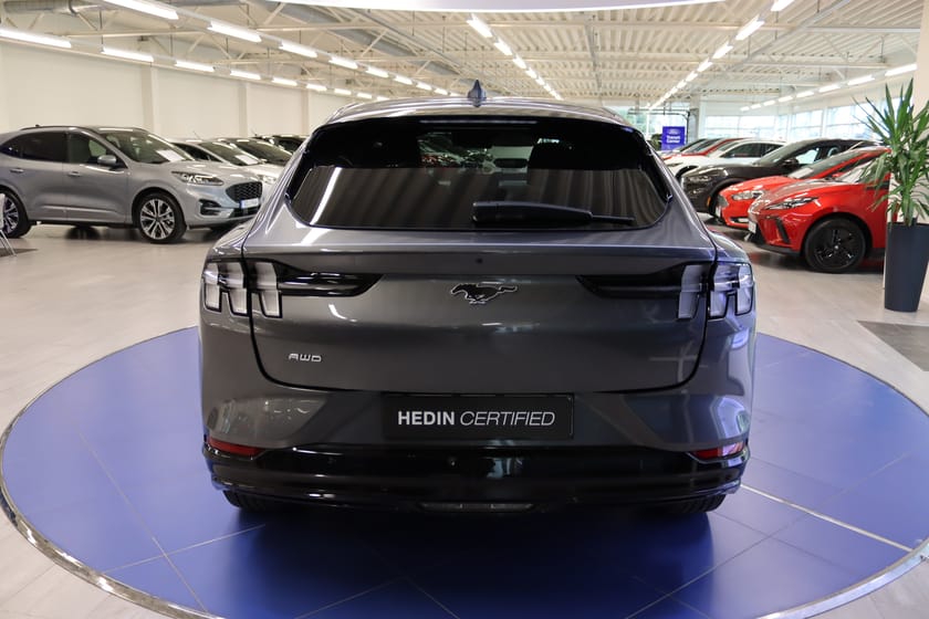 Bild 4 av Ford Mustang Mach-E Standard Range AWD 269hk / 360° kamera / B&O