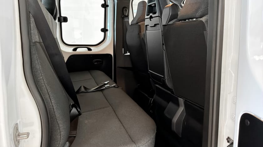 Bild 5 av Renault Master Chassi Cab Platform L3 DUBBELHYTT 7 SITS 170hk AUTO FLAK