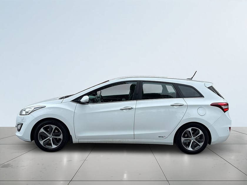 Bild 4 av Hyundai i30 Kombi 1.6 CRDi DCT Premium Darg/Navi/Kamera/Rattvärm/MoK
