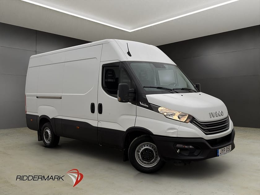 Bild 1 av Iveco Daily 35-140 Van L3H2 2.3JTD Värmare 3-Sits Farthållare Moms