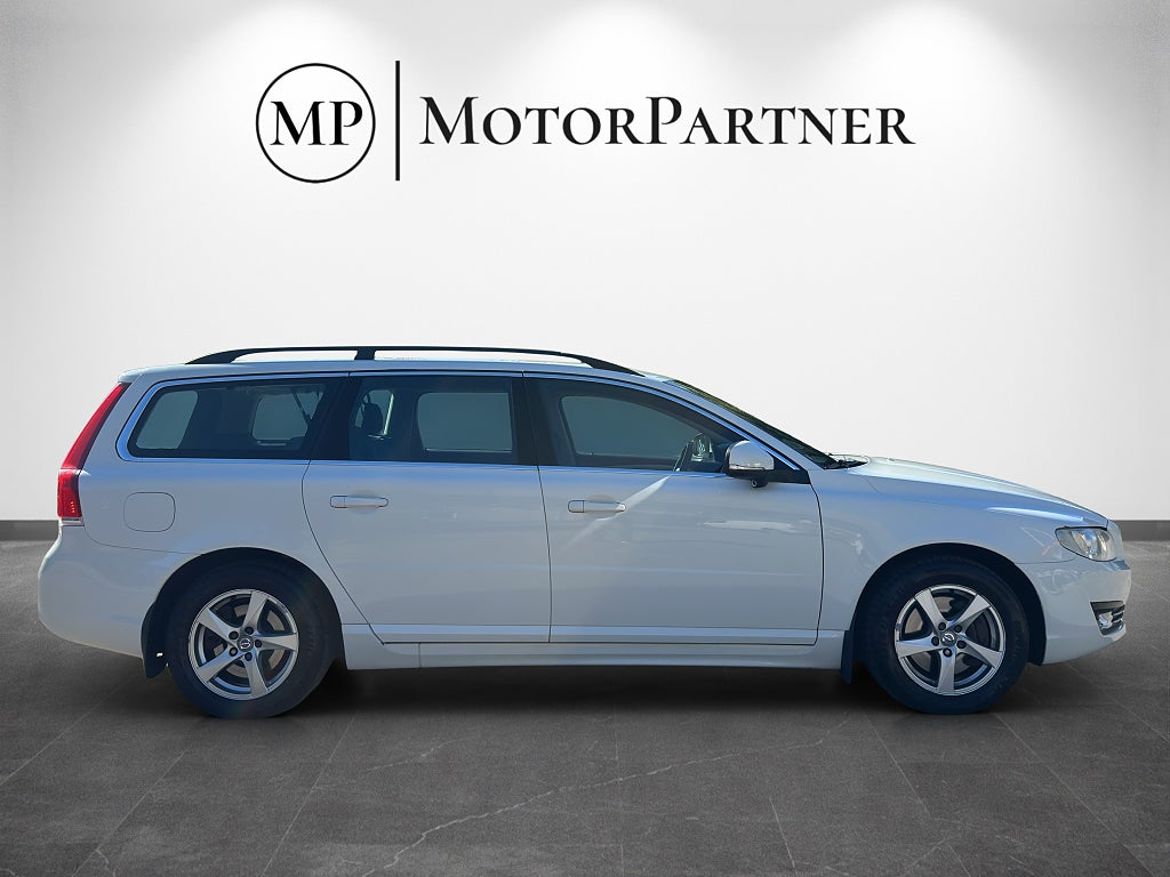 Volvo V70, bild 8 av 23