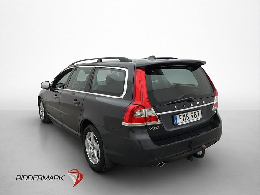 Bild 5 av Volvo V70 D4 181hk Momentum Drag Navi D-värm  VOC  BLIS