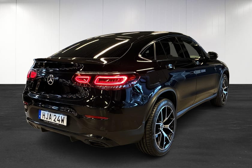 Bild 3 av Mercedes-Benz GLC 300 de Coupé 4MATIC 9G-Tronic | AMG | Nightpaket | Drag | Smartphone