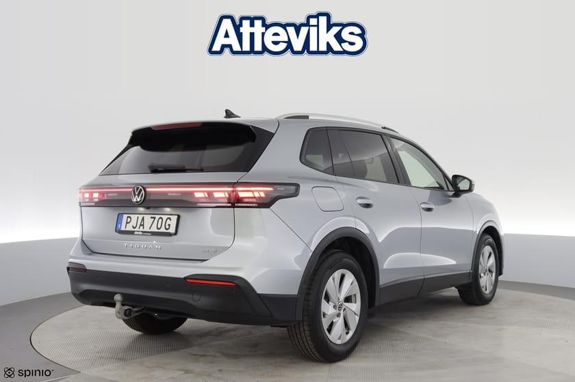 Bild 3 av Volkswagen Tiguan eTSI 150hk DSG Drag Värm Kamera El-Lucka
