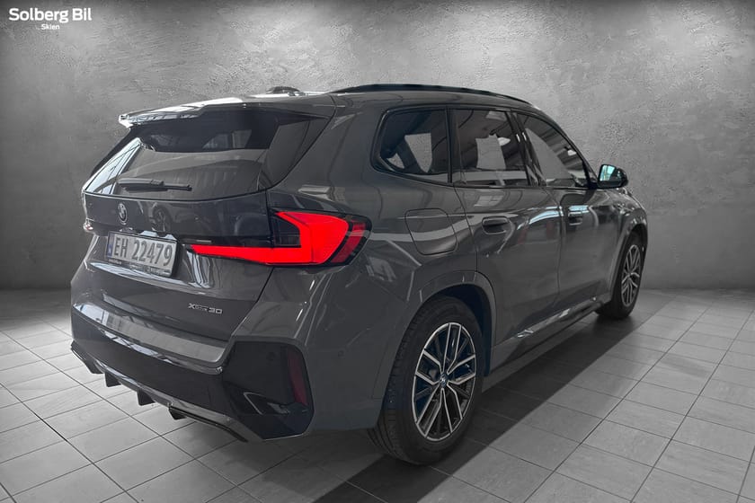 Bilde 4 av BMW iX1 xDrive30 FULLY/ HARMAN&KARDON/ 360.K/ HUD/ HENGER.F
