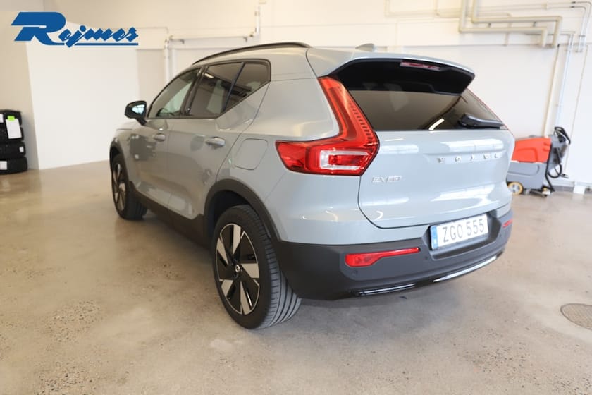 Bild 2 av Volvo EX40 Single Motor Extended Range R Core SE