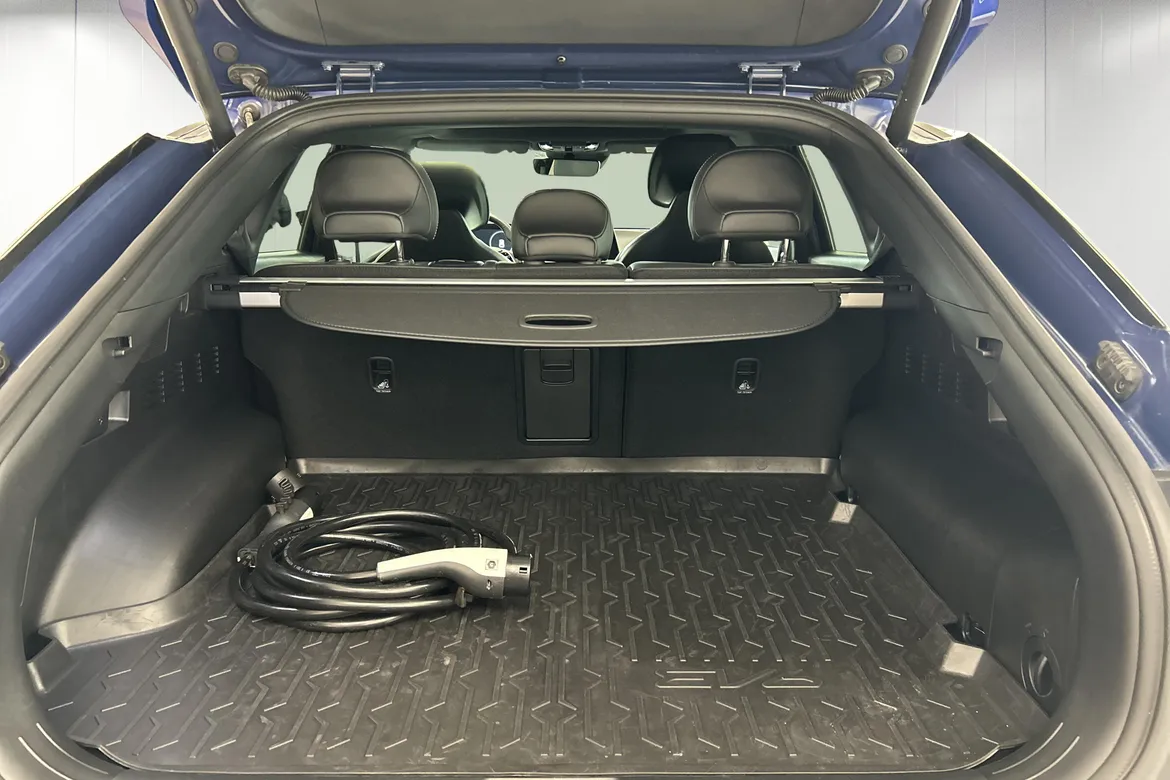 picture of a car