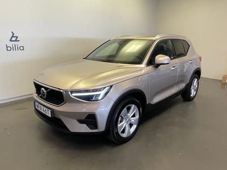 Volvo XC40 B4 FWD Bensin Core SE II / Navigation / Backkamera / ISOFIX /