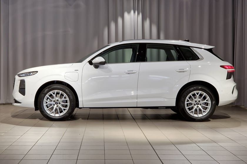 Bild 2 av Audi Q3 e-hybrid SUV 200 KW S TRONIC