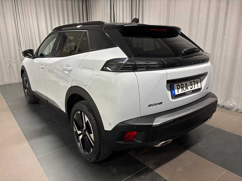 Bild 3 av Peugeot 2008 GT PT 130 AUT