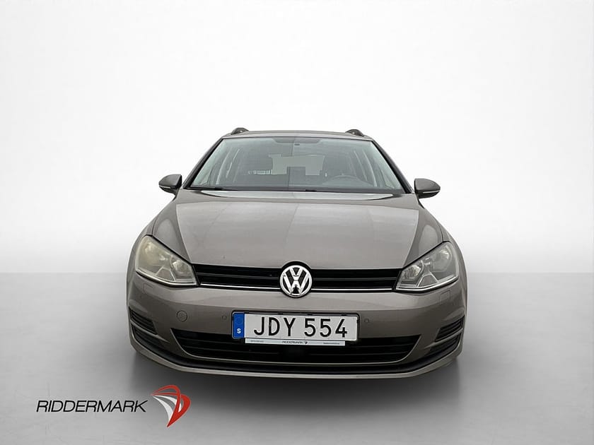 Bild 2 av Volkswagen Golf Sportscombi V 1.2 TSI 110hk Drag Kamera Carplay