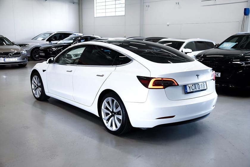 Bild 4 av Tesla Model 3 Standard Range Plus Plus, 325hk, 2020