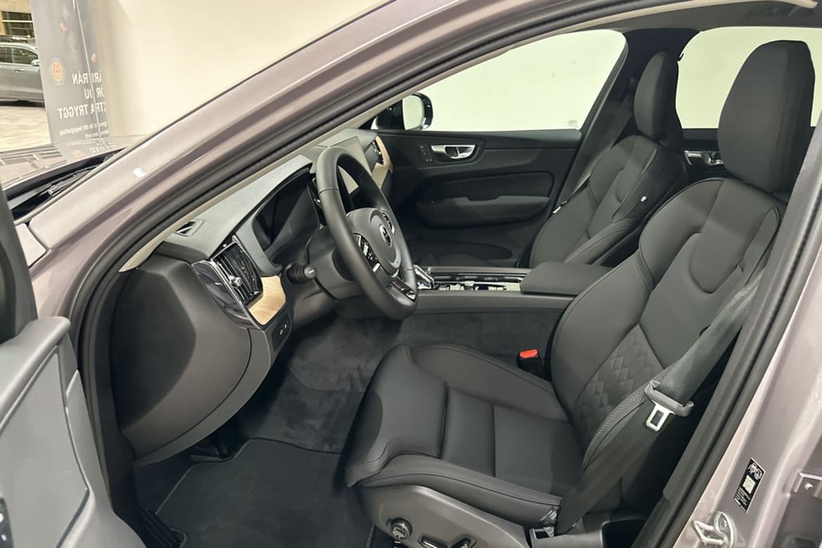 Volvo XC60 2026 - miniatyr 8