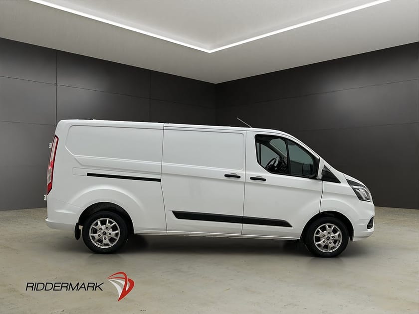 Bild 2 av Ford Transit Custom 300 transit-custom L2 Värmare Dragkrok Kamera CARPLAY Moms