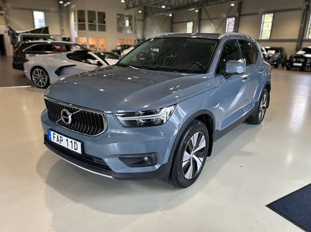 Volvo XC40 B4 AWD Geartronic Momentum Advanced SE BLIS/ H/K / Drag