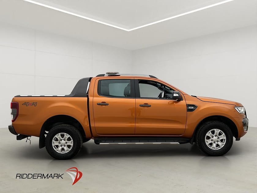 Bild 2 av Ford Ranger Dubbelhytt Wildtrak 3.2 4x4 Värmare Dragkrok B-Kamera