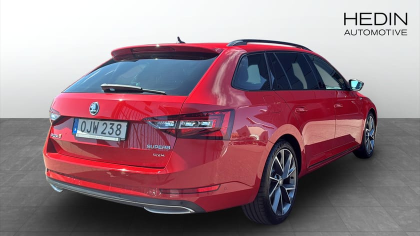 Bild 4 av Škoda Superb Kombi 2.0 TDI 4x4 SCR DSG Sekventiell Sport, Sportline