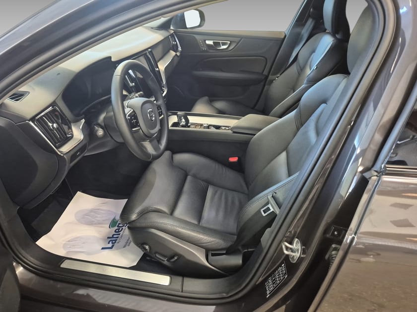 Bild 1 av Volvo V60 Cross Country B5 AWD Bensin Plus