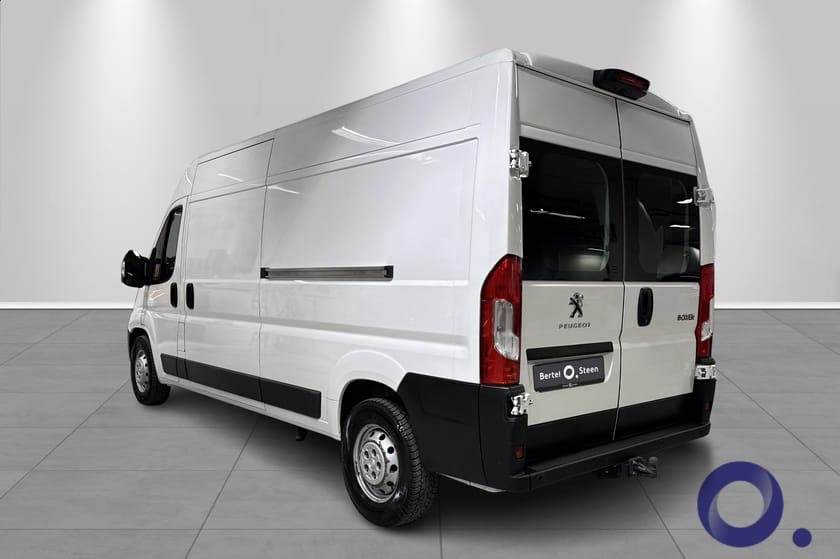 Bilde 4 av Peugeot Boxer Van 435 L3H2 165 Parkvarmer / Cruise control / Hengerfeste