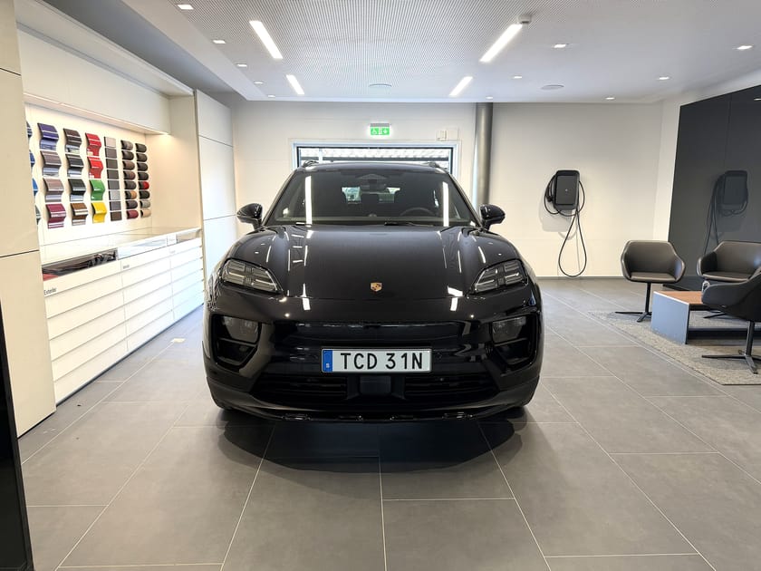 Bild 2 av Porsche Macan 4 / 408HK / Panoramatak
