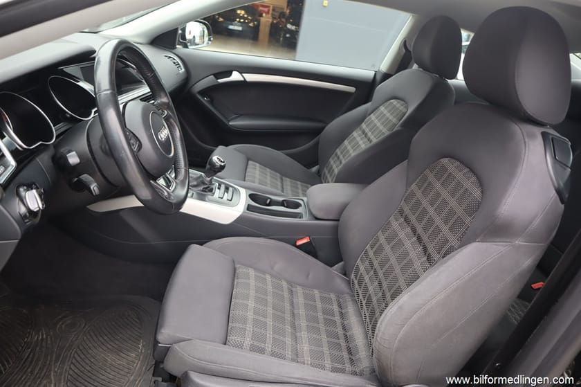 Bild 4 av Audi A5 Coupé 2.0 TDI DPF  190hk Sport edition S-line