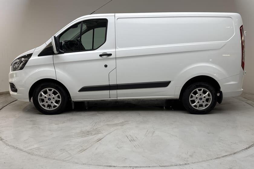 Bild 2 av Ford Transit Custom 280 MHEV (130hk) Verkstadsinredning