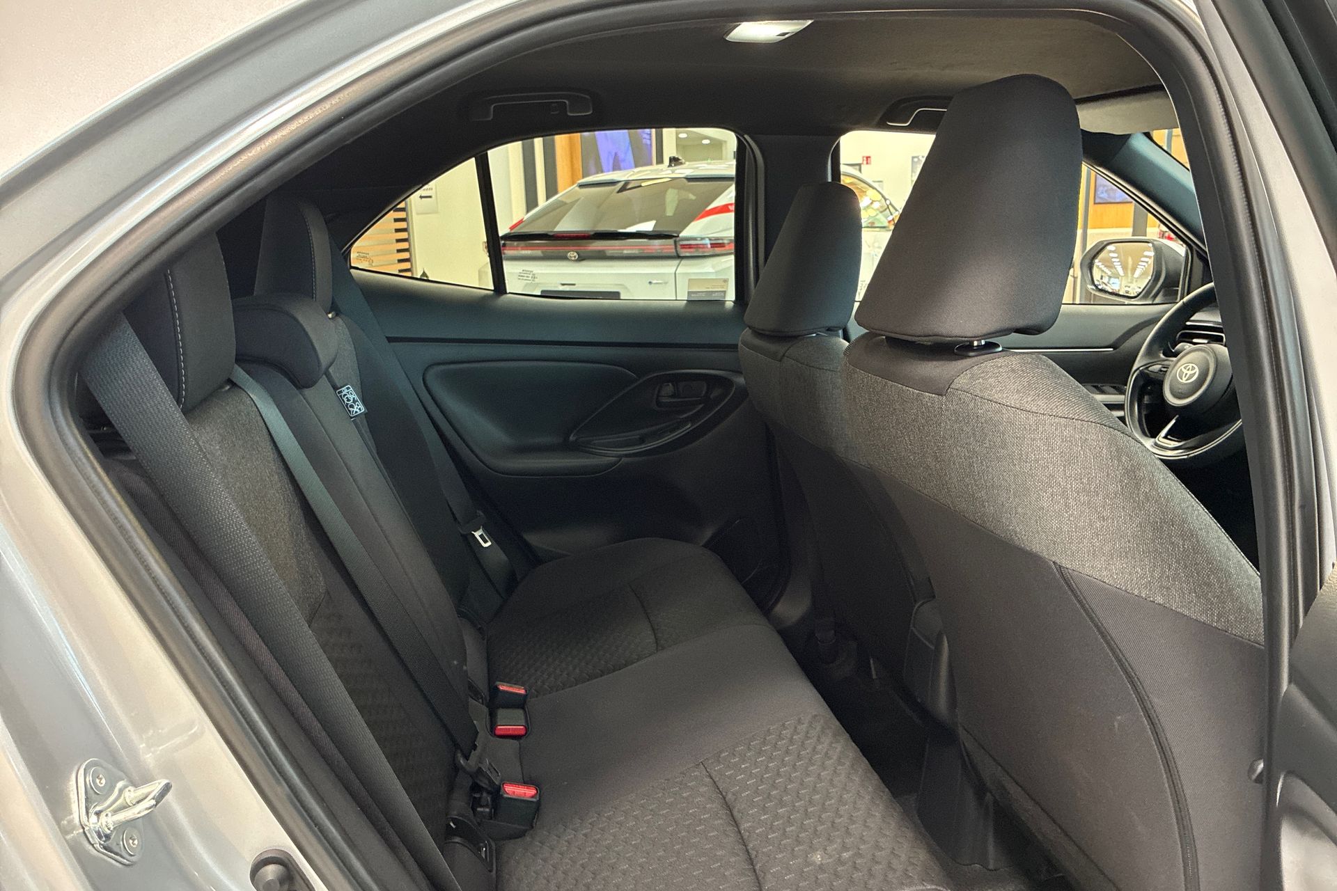 Toyota Yaris Cross 2025, photo 7/10