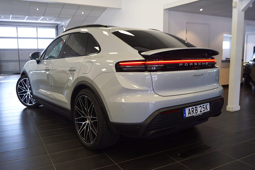 Bild 2 av Porsche Macan 4 4 Euro 6 B-kamera BOSE Navi