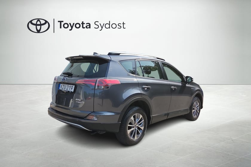 Bild 3 av Toyota RAV4 Hybrid Hybid, p-sensorer fram och bak, backkamera, nyservad och besiktad